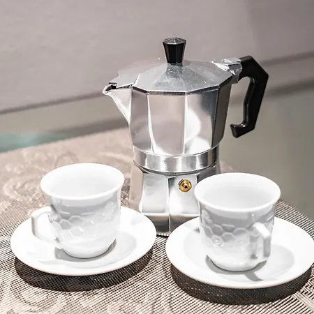 Apartment And Comfy Apartment! Alessandria